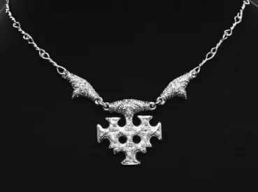 Hiddenseer Collier mit Kreuz und Sonderteilen
