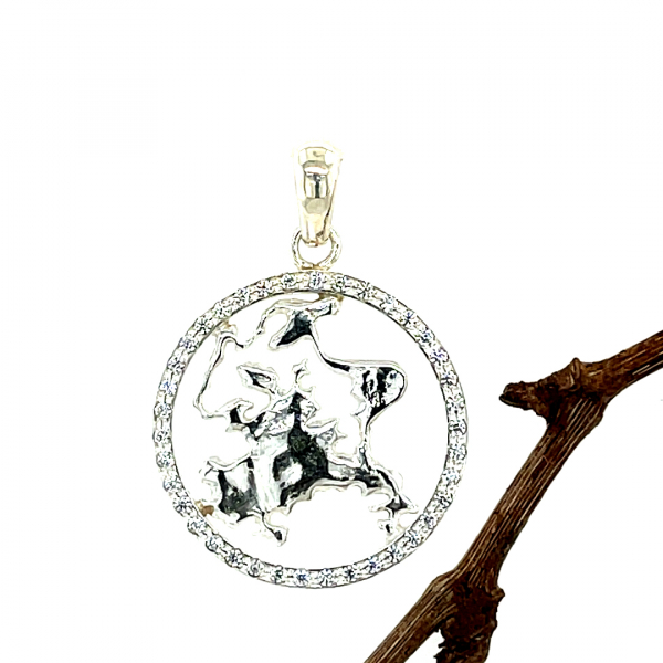 Rügenanhänger klein mit Steinkranz